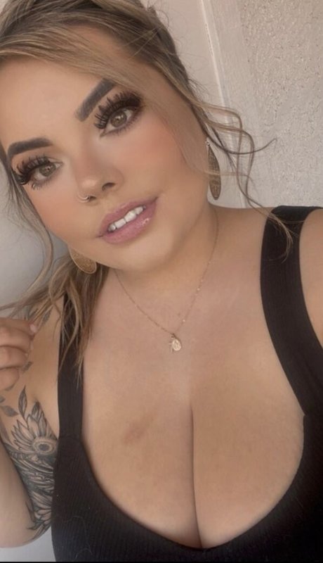 Lilly M naked pornstar archive