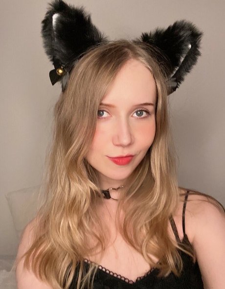 Apollolol hd pornstar photos