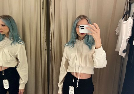 Apollolol exclusive star image