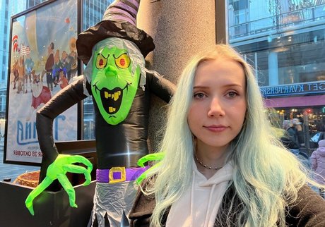 Apollolol pretty model pictures