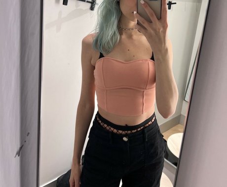 Apollolol pornstar exclusive pic