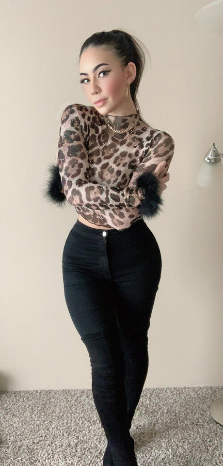 goddessvox model xxx photo