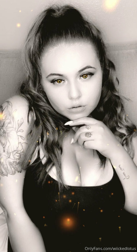 wiickedlotus beautiful actress archive