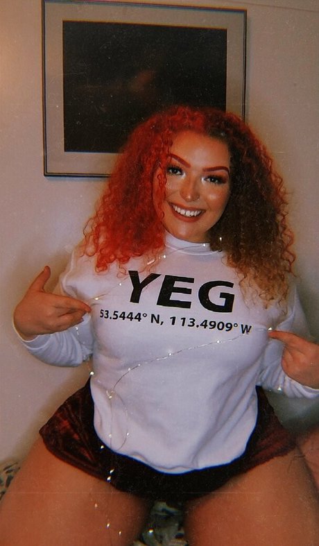 queenkofficial perfect model pictures