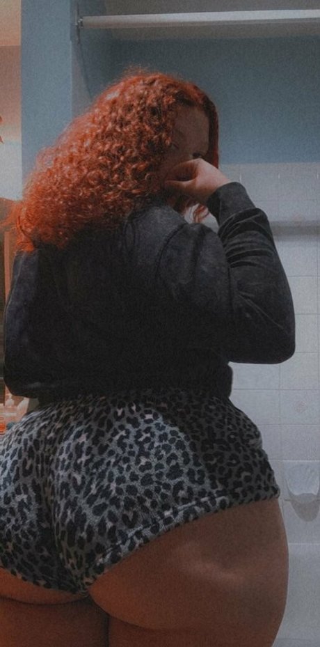 queenkofficial beautiful model picture