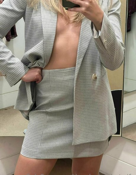 the doctor hotwife free model pic