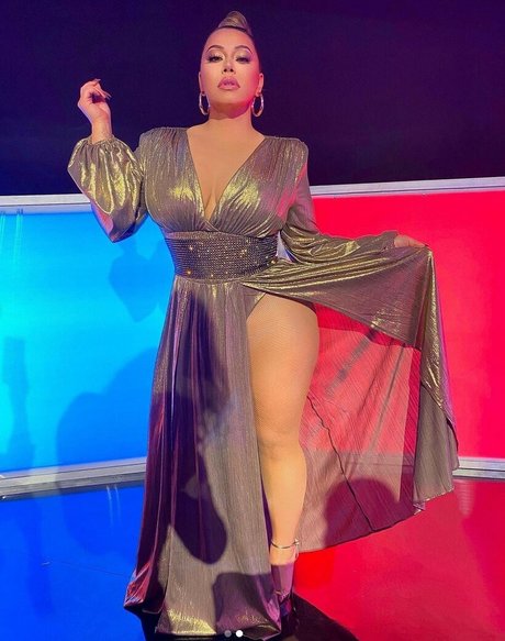 Janney Marin Rivera model porn galleries