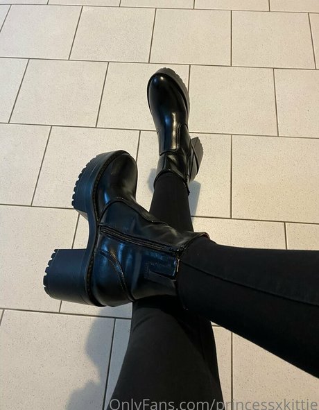 princessxkittie pretty actress picture