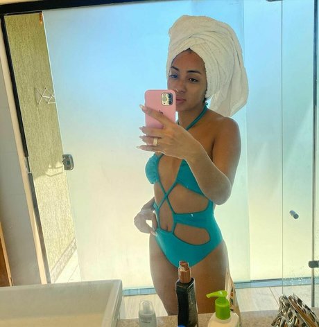 hairy armpits onlyfans beautiful porn image