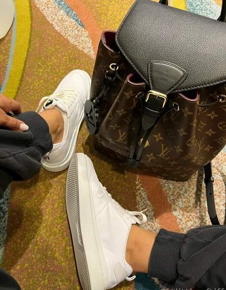 alittleoftiff pornstar nudes photo