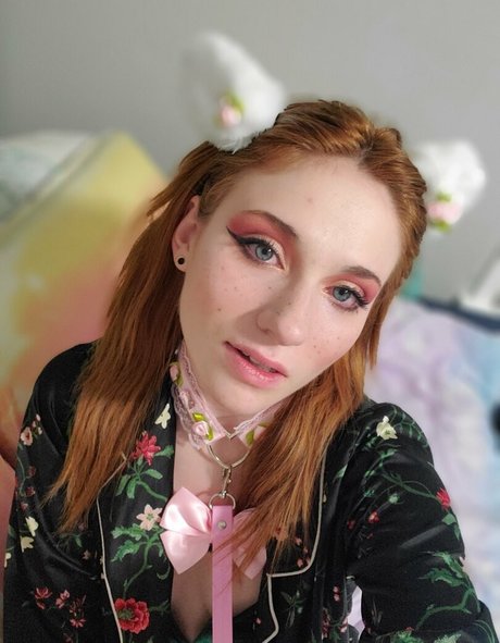 flow3r kitt3n sexy pornstar pic