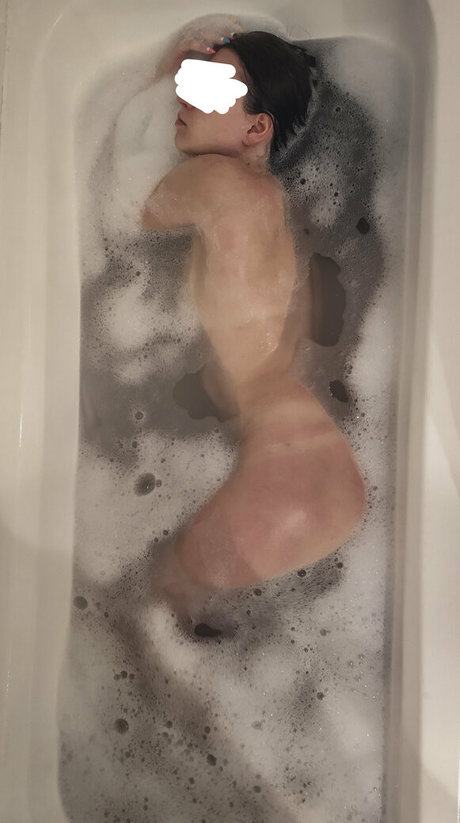 sisgreen nude actress img