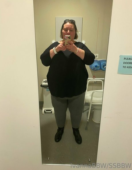 ivannabbw naked pornstar photo