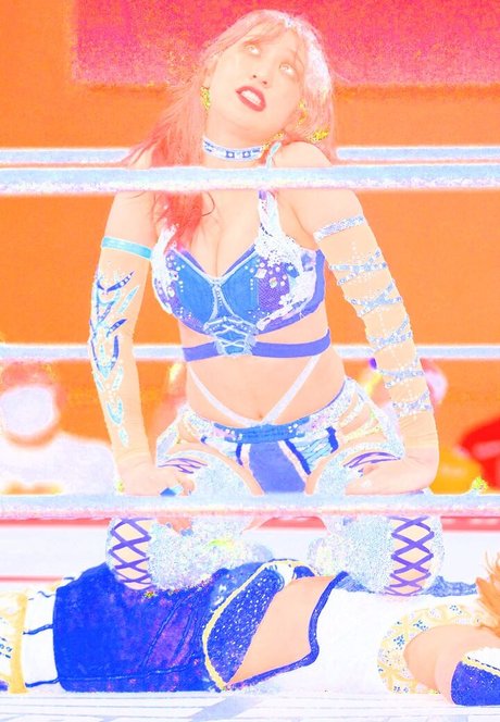 WomenJoshi high quality actress picture