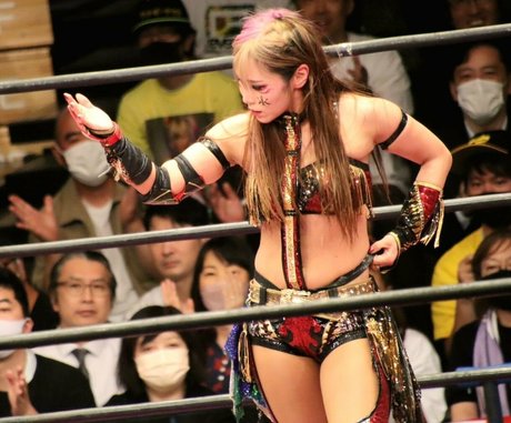 WomenJoshi hot actress archive