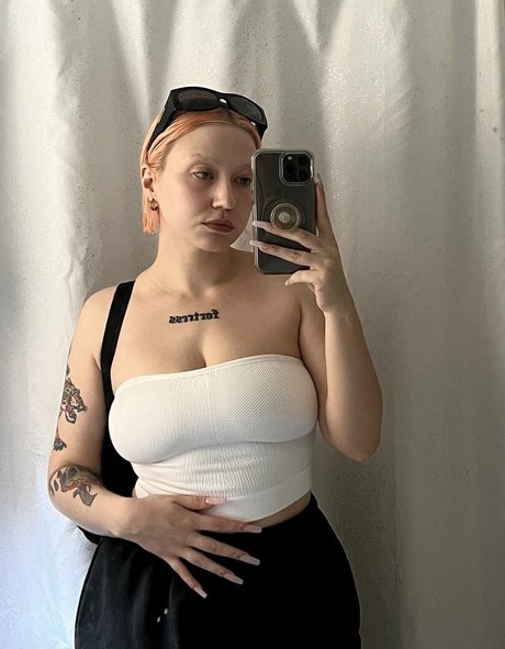 yyentaa top star images