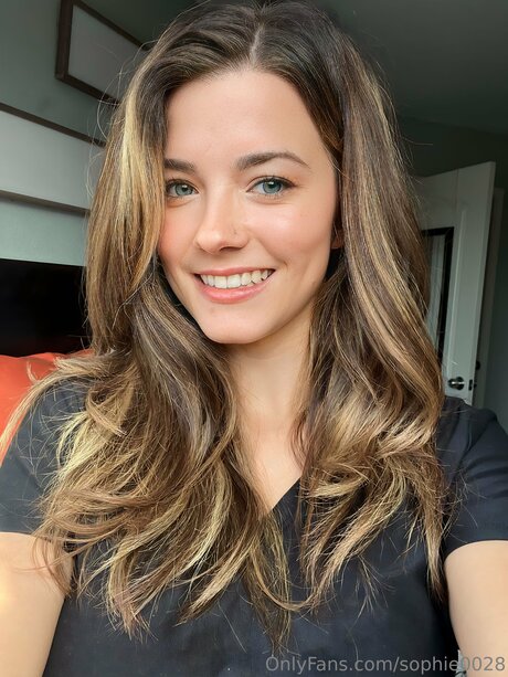 sophie0028 hd actress picture