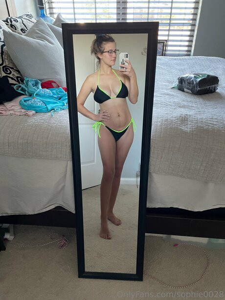 sophie0028 exclusive pornstar picture