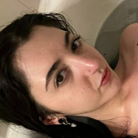 squirt teen onlyfans hd image