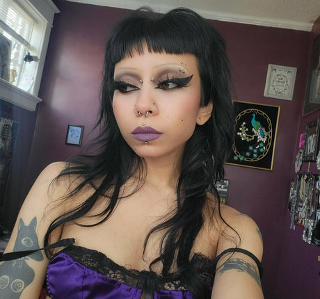 hairy armpits onlyfans top photo