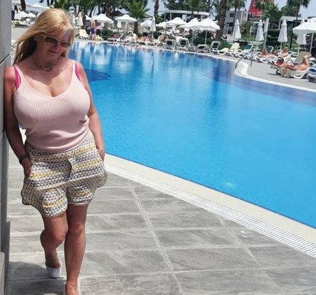 Beata Stanczak star hd image