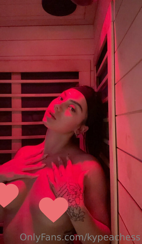 kypeachess model beautiful photos