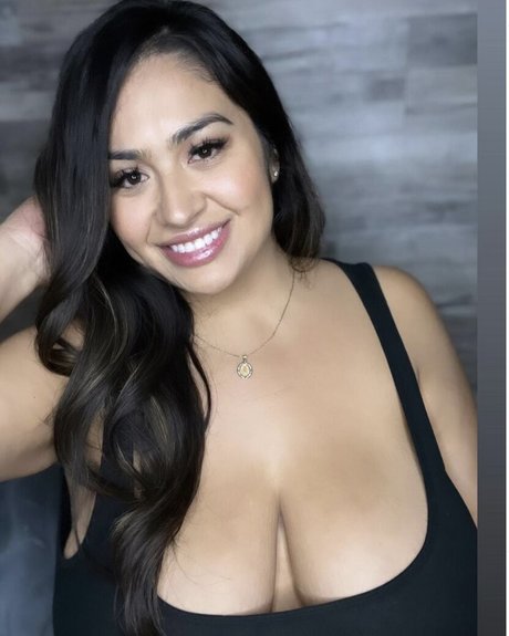 meliii 247 model xxx galleries