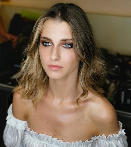 Silvia Mazzieri art model gallery