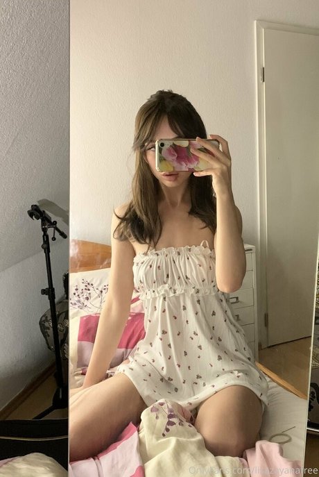 littledaisyfree star porn galleries