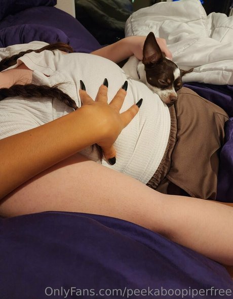 peekaboopiperfree hot star photo