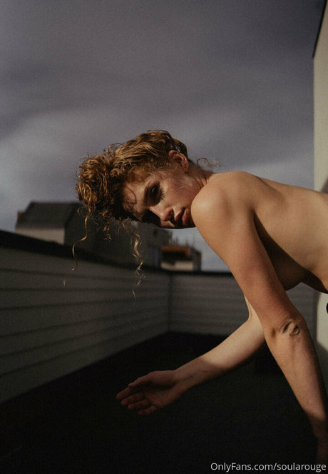 soularouge model picture