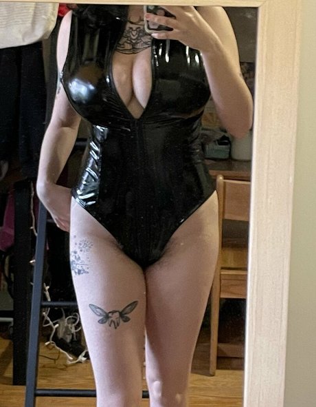 Lilkittymoon1 model top archive