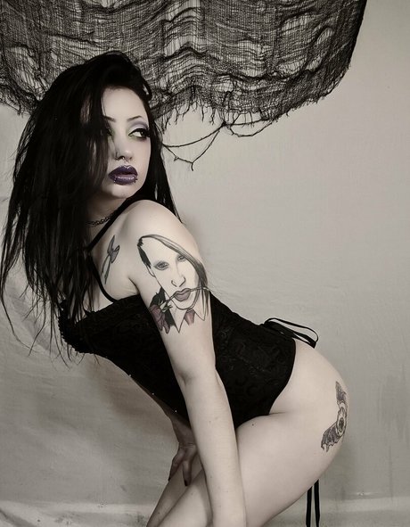 herkreepysyte pornstar nudes archive