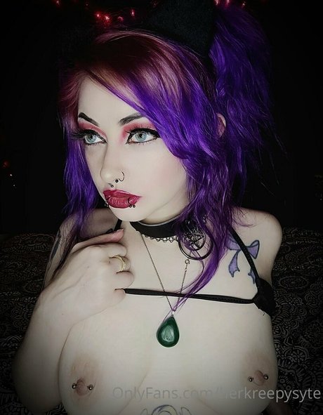 herkreepysyte art star image