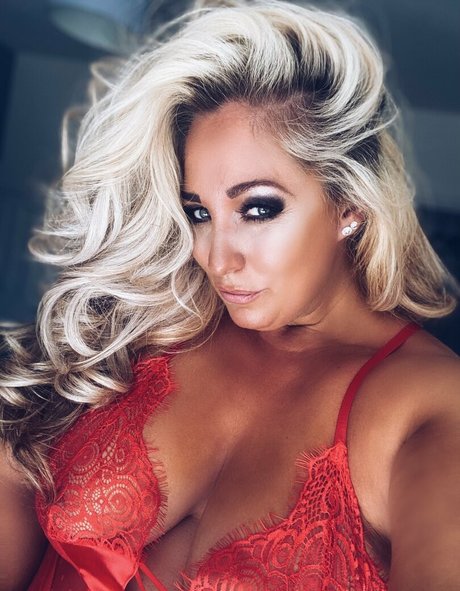 kellie obrian model adult pic