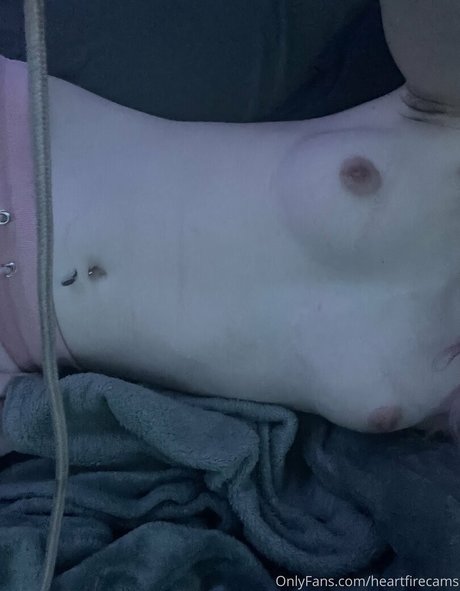 heartfirecams model erotic gallery