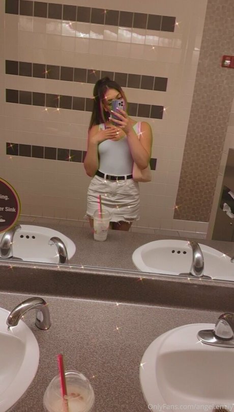 hairy legs onlyfans porn images