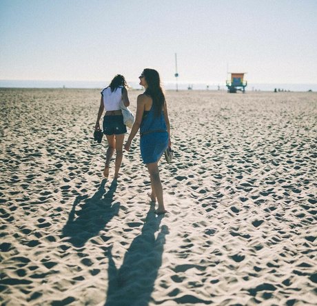 Aylin Tezel model naked gallery