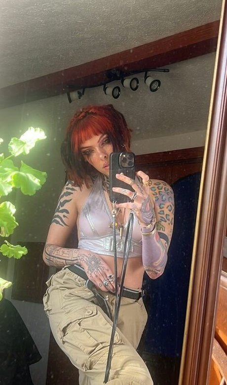 Torierobot model adult photos