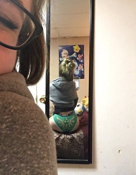 skinny milf onlyfans pretty pics