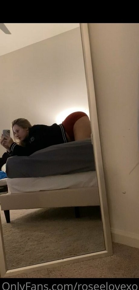 squirt teen onlyfans exclusive picture