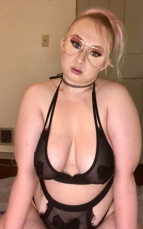 freeknockers420 star free pictures