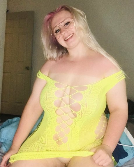 freeknockers420 model erotic archive