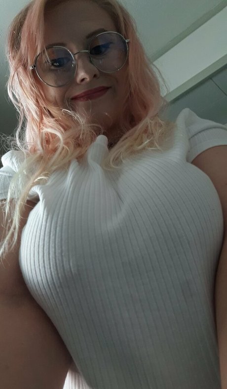 freeknockers420 model perfect images