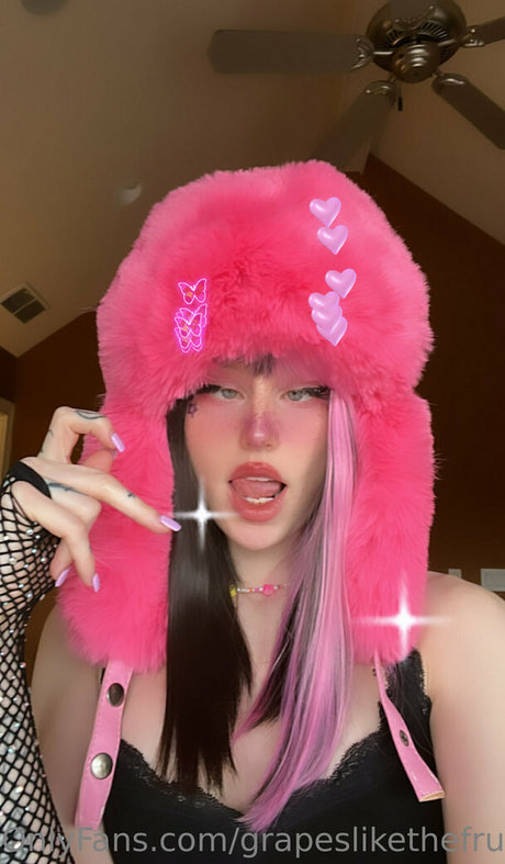 grapeslikethefruit pornstar nudes picture