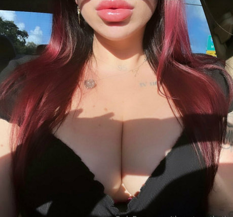 throatgoatkatie art model img