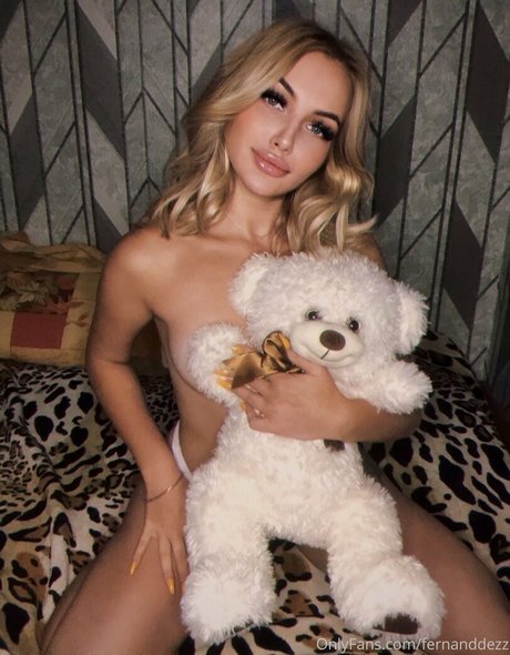 bellacherry69 model pretty gallery