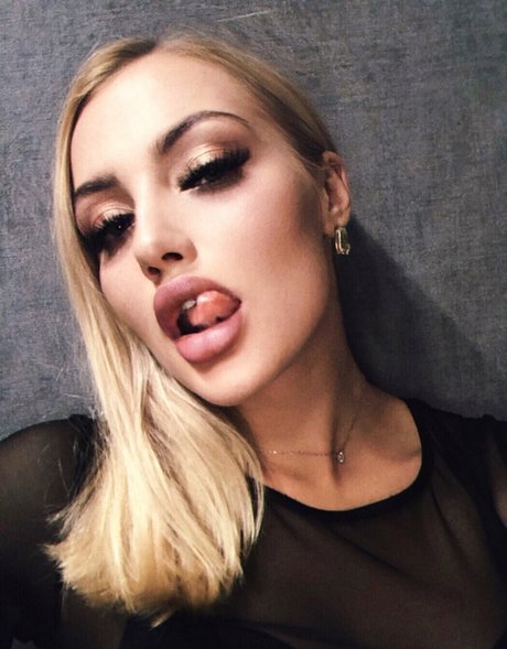 asshole onlyfans nude gallery