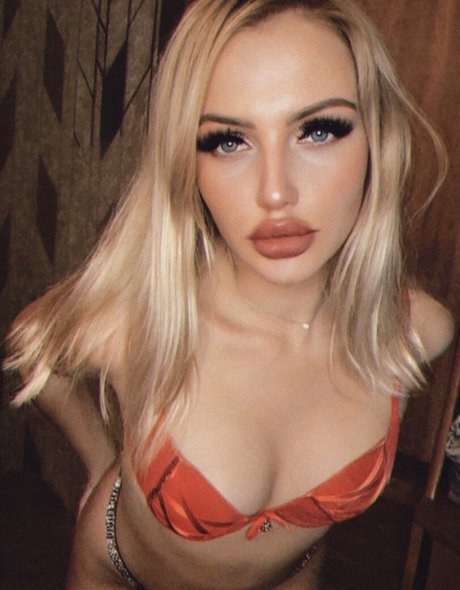 bellacherry69 naked actress pictures