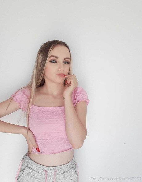 chubby latina onlyfans top images